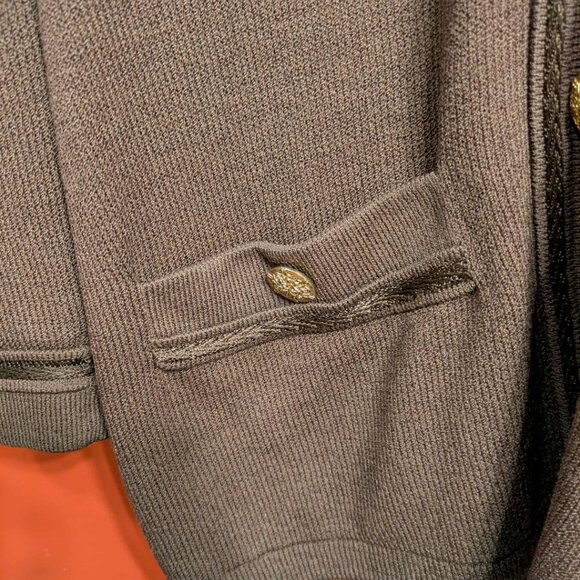 St. John by Marie Gray Womens 4 Brown Knit w Gold Buttons Cardigan - EUC - Picture 13 of 16